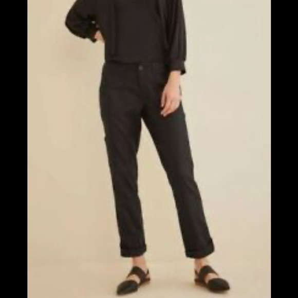 Level 99 NWOT Dayla Cargo Pants in Black Size 29